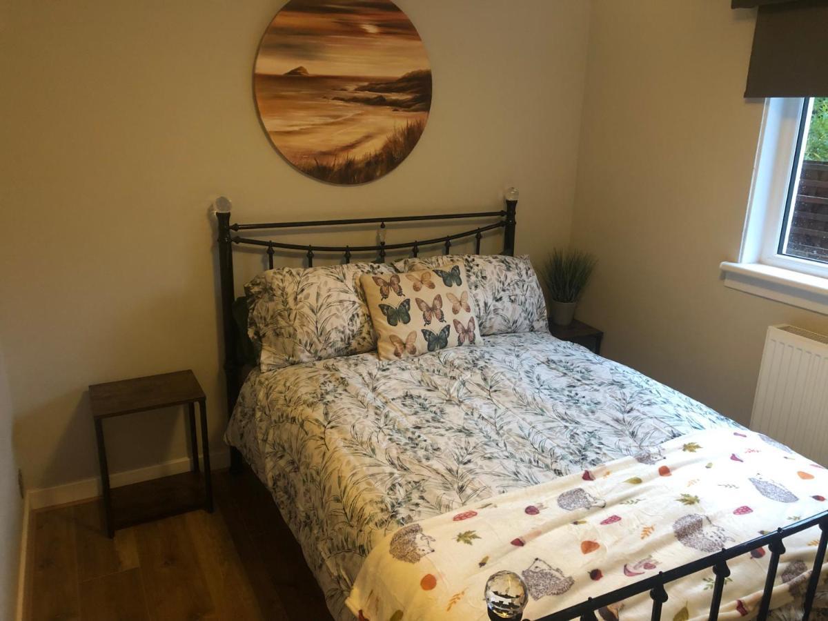 דירות טרון Ideally Located Modern Flat מראה חיצוני תמונה